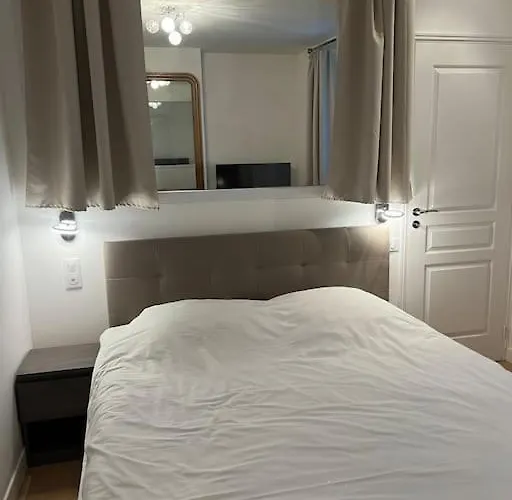 Lägenhet Luxury Appartment, Champs Elysees, Neuf ! Paris
